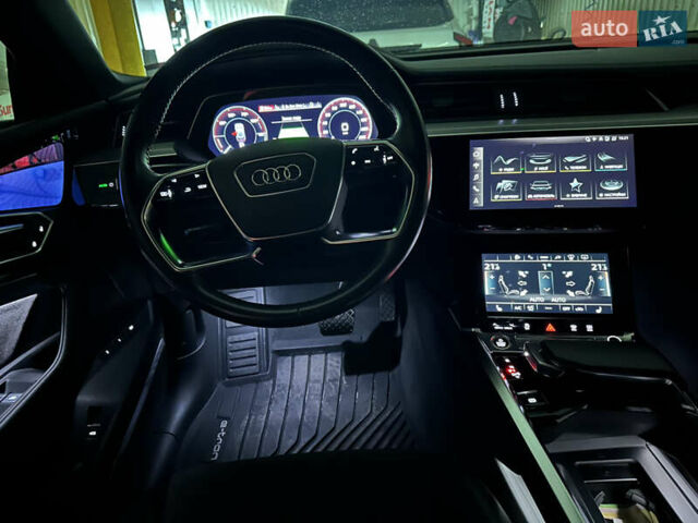 Синий Ауди E-Tron, объемом двигателя 0 л и пробегом 65 тыс. км за 38000 $, фото 20 на Automoto.ua
