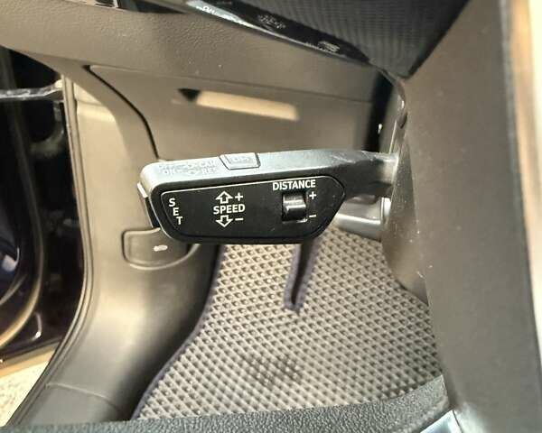 Синий Ауди E-Tron, объемом двигателя 0 л и пробегом 53 тыс. км за 33700 $, фото 23 на Automoto.ua
