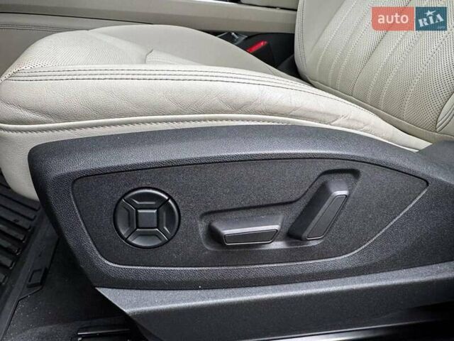 Синий Ауди E-Tron, объемом двигателя 0 л и пробегом 104 тыс. км за 33490 $, фото 19 на Automoto.ua