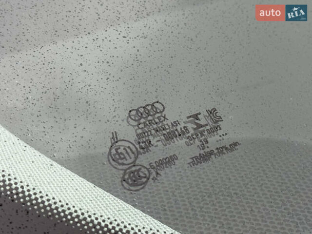 Синий Ауди E-Tron, объемом двигателя 0 л и пробегом 96 тыс. км за 25999 $, фото 39 на Automoto.ua