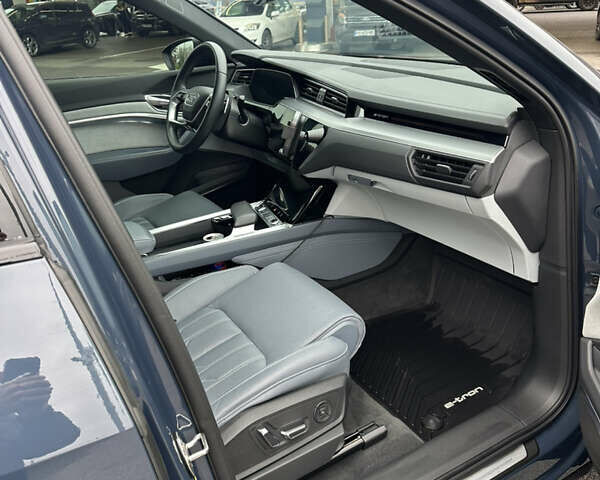 Синій Ауді E-Tron, об'ємом двигуна 0 л та пробігом 34 тис. км за 55000 $, фото 52 на Automoto.ua