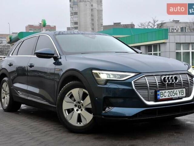 Синий Ауди E-Tron, объемом двигателя 0 л и пробегом 52 тыс. км за 31500 $, фото 52 на Automoto.ua