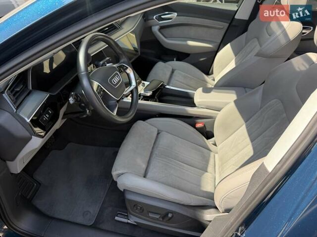 Синий Ауди E-Tron, объемом двигателя 0 л и пробегом 99 тыс. км за 29777 $, фото 7 на Automoto.ua