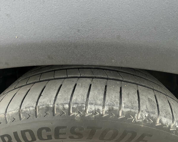 Синий Ауди E-Tron, объемом двигателя 0 л и пробегом 47 тыс. км за 34243 $, фото 1 на Automoto.ua