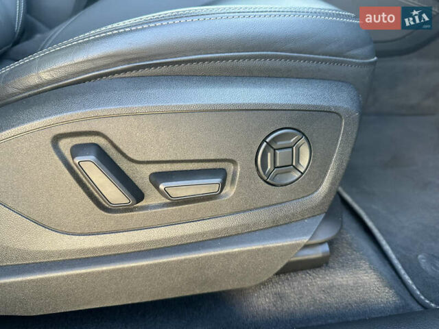 Синий Ауди E-Tron, объемом двигателя 0 л и пробегом 46 тыс. км за 31000 $, фото 20 на Automoto.ua