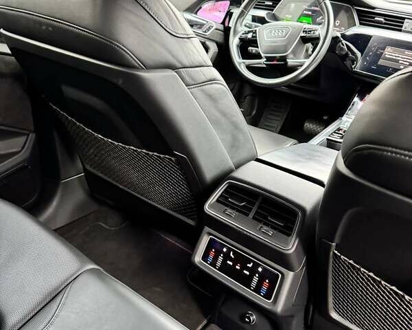 Синій Ауді E-Tron, об'ємом двигуна 0 л та пробігом 230 тис. км за 27900 $, фото 25 на Automoto.ua