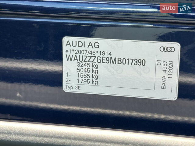 Синий Ауди E-Tron, объемом двигателя 0 л и пробегом 58 тыс. км за 43999 $, фото 95 на Automoto.ua