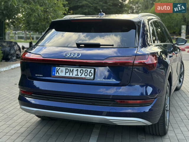 Синій Ауді E-Tron, об'ємом двигуна 0 л та пробігом 68 тис. км за 27800 $, фото 7 на Automoto.ua