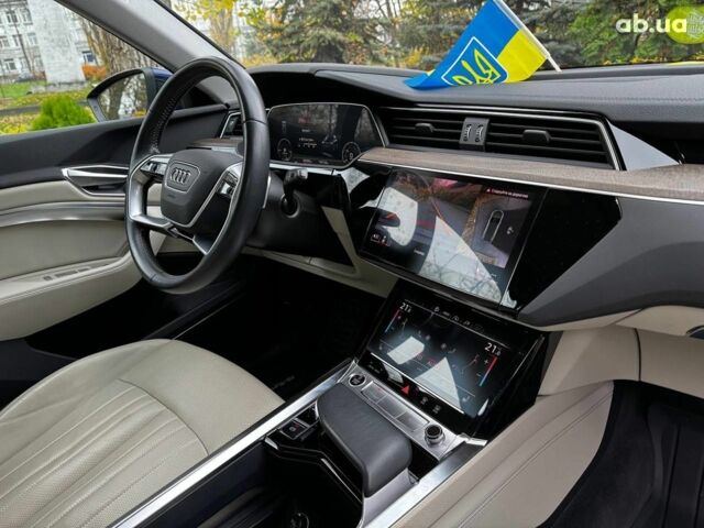 Синий Ауди E-Tron, объемом двигателя 0 л и пробегом 104 тыс. км за 33490 $, фото 41 на Automoto.ua
