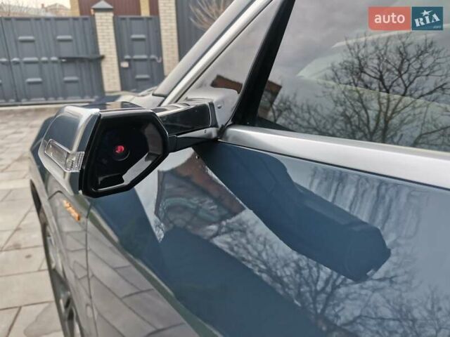 Синий Ауди E-Tron, объемом двигателя 0 л и пробегом 14 тыс. км за 56000 $, фото 37 на Automoto.ua