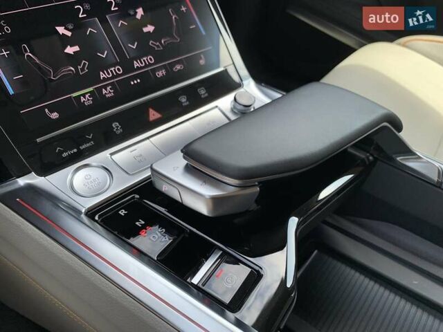 Синий Ауди E-Tron, объемом двигателя 0 л и пробегом 57 тыс. км за 38500 $, фото 67 на Automoto.ua