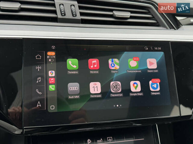 Синий Ауди E-Tron, объемом двигателя 0 л и пробегом 96 тыс. км за 25999 $, фото 70 на Automoto.ua