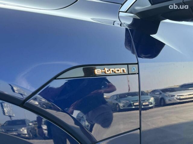 Синий Ауди E-Tron, объемом двигателя 0 л и пробегом 94 тыс. км за 35790 $, фото 13 на Automoto.ua