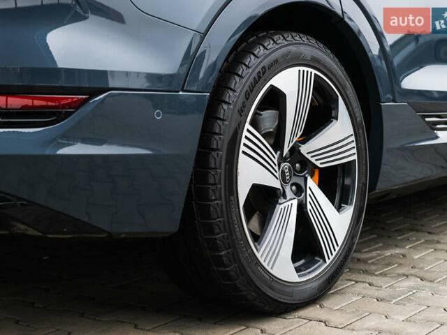 Синій Ауді E-Tron, об'ємом двигуна 0 л та пробігом 80 тис. км за 44500 $, фото 14 на Automoto.ua