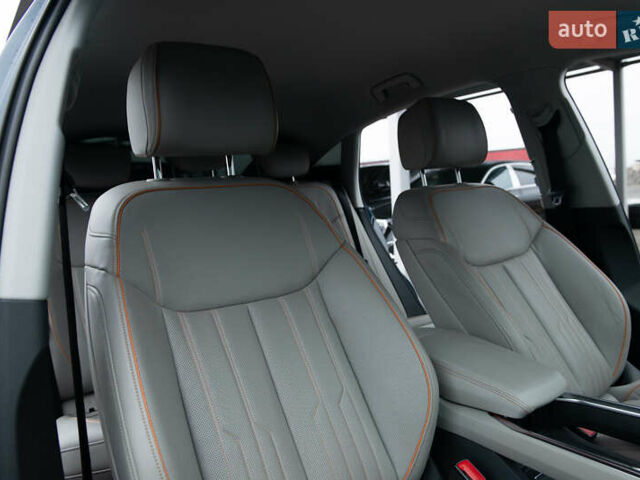 Синій Ауді E-Tron, об'ємом двигуна 0 л та пробігом 80 тис. км за 44500 $, фото 34 на Automoto.ua