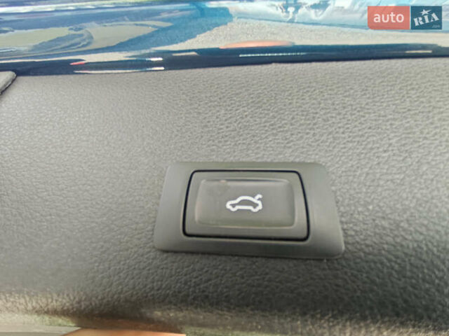 Ауди E-Tron 2020 в Киеве на Automoto.ua Синий Ауди E-Tron, объемом двигателя 0 л и пробегом 154 тыс. км за 29800 $, фото 36 на Automoto.ua