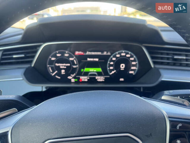 Синий Ауди E-Tron, объемом двигателя 0 л и пробегом 144 тыс. км за 29000 $, фото 6 на Automoto.ua