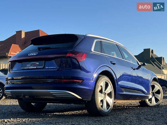 Синий Ауди E-Tron, объемом двигателя 0 л и пробегом 40 тыс. км за 36514 $, фото 7 на Automoto.ua