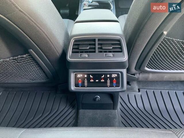 Синий Ауди E-Tron, объемом двигателя 0 л и пробегом 142 тыс. км за 26500 $, фото 72 на Automoto.ua