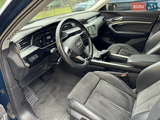 Синий Ауди E-Tron, объемом двигателя 0 л и пробегом 52 тыс. км за 35000 $, фото 7 на Automoto.ua