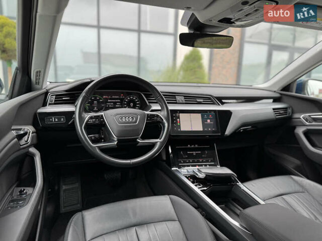 Синий Ауди E-Tron, объемом двигателя 0 л и пробегом 96 тыс. км за 24999 $, фото 35 на Automoto.ua
