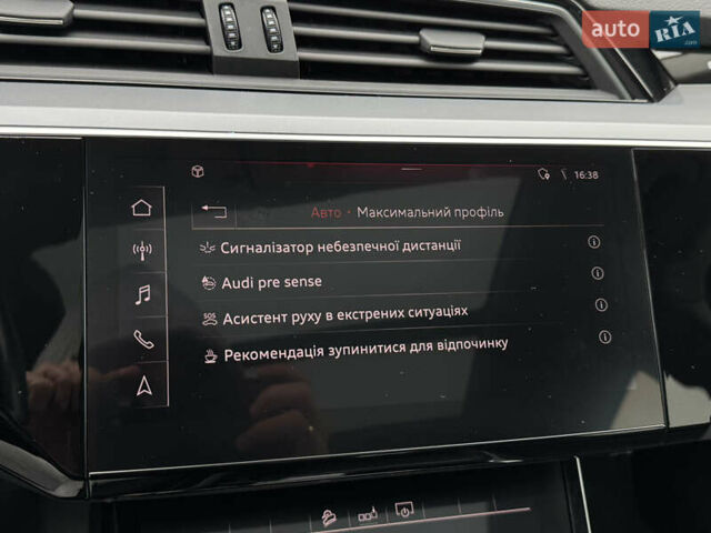 Синий Ауди E-Tron, объемом двигателя 0 л и пробегом 96 тыс. км за 24999 $, фото 47 на Automoto.ua