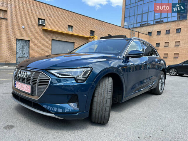 Синий Ауди E-Tron, объемом двигателя 0 л и пробегом 126 тыс. км за 25900 $, фото 120 на Automoto.ua
