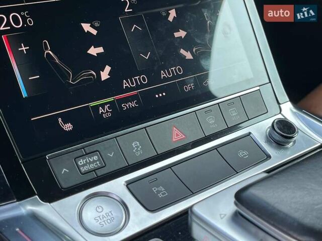 Синій Ауді E-Tron, об'ємом двигуна 0 л та пробігом 94 тис. км за 35790 $, фото 29 на Automoto.ua