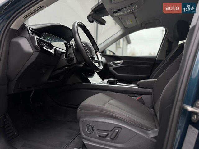 Синій Ауді E-Tron, об'ємом двигуна 0 л та пробігом 140 тис. км за 20900 $, фото 33 на Automoto.ua