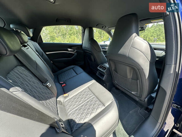 Синий Ауди E-Tron, объемом двигателя 0 л и пробегом 58 тыс. км за 43999 $, фото 77 на Automoto.ua