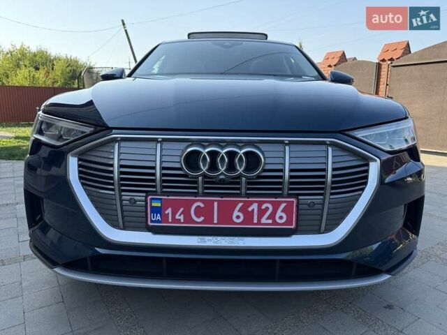 Синій Ауді E-Tron, об'ємом двигуна 0 л та пробігом 99 тис. км за 29900 $, фото 4 на Automoto.ua
