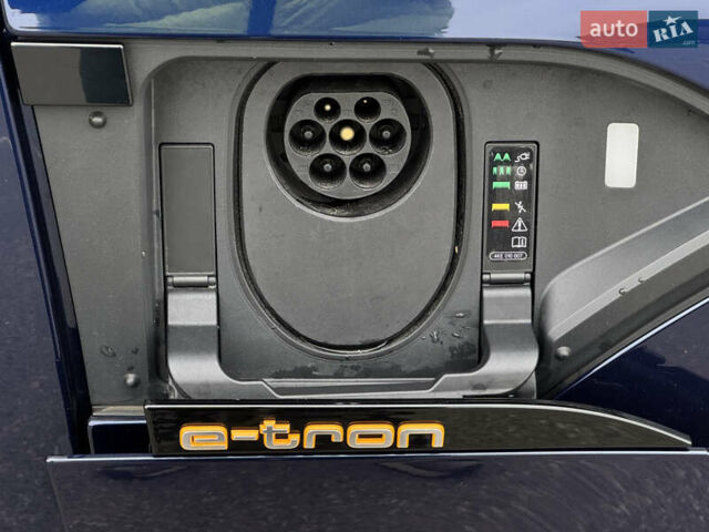 Синій Ауді E-Tron, об'ємом двигуна 0 л та пробігом 44 тис. км за 34000 $, фото 22 на Automoto.ua