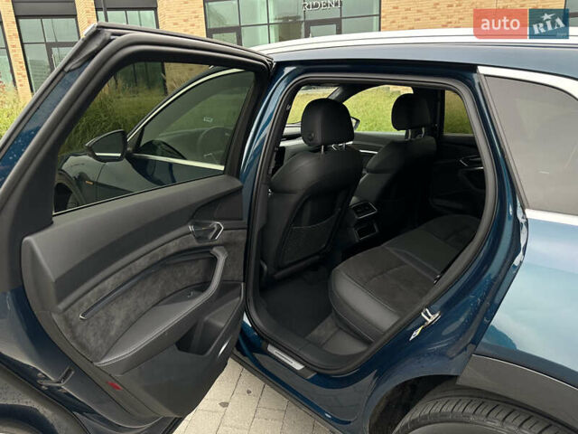 Синий Ауди E-Tron, объемом двигателя 0 л и пробегом 85 тыс. км за 38999 $, фото 10 на Automoto.ua