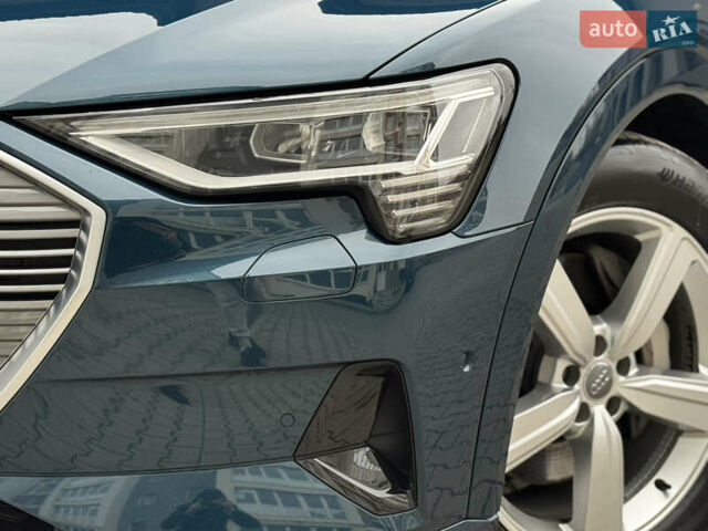 Синій Ауді E-Tron, об'ємом двигуна 0 л та пробігом 140 тис. км за 20900 $, фото 21 на Automoto.ua