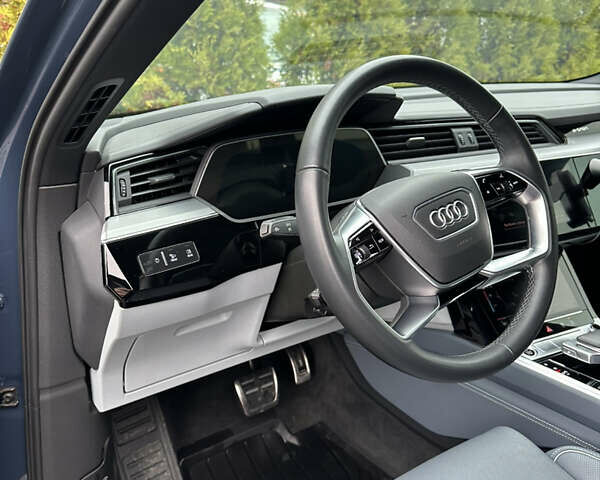 Синій Ауді E-Tron, об'ємом двигуна 0 л та пробігом 34 тис. км за 55000 $, фото 29 на Automoto.ua