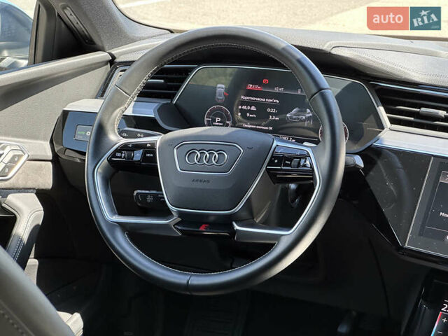 Синий Ауди E-Tron, объемом двигателя 0 л и пробегом 58 тыс. км за 43999 $, фото 91 на Automoto.ua