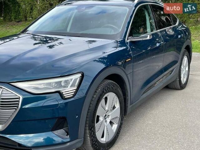 Синий Ауди E-Tron, объемом двигателя 0 л и пробегом 142 тыс. км за 26500 $, фото 14 на Automoto.ua