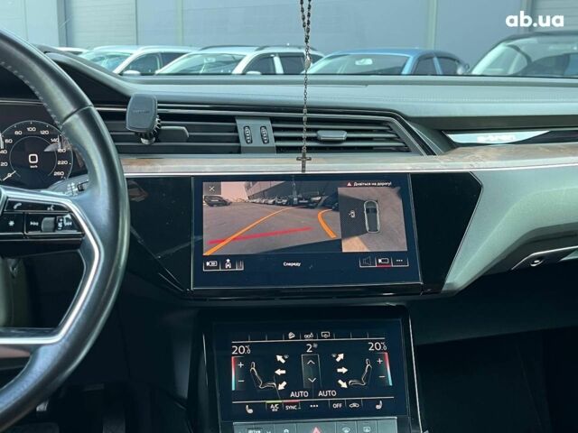 Синий Ауди E-Tron, объемом двигателя 0 л и пробегом 94 тыс. км за 35790 $, фото 42 на Automoto.ua