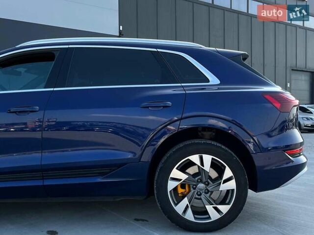 Синій Ауді E-Tron, об'ємом двигуна 0 л та пробігом 94 тис. км за 35790 $, фото 12 на Automoto.ua
