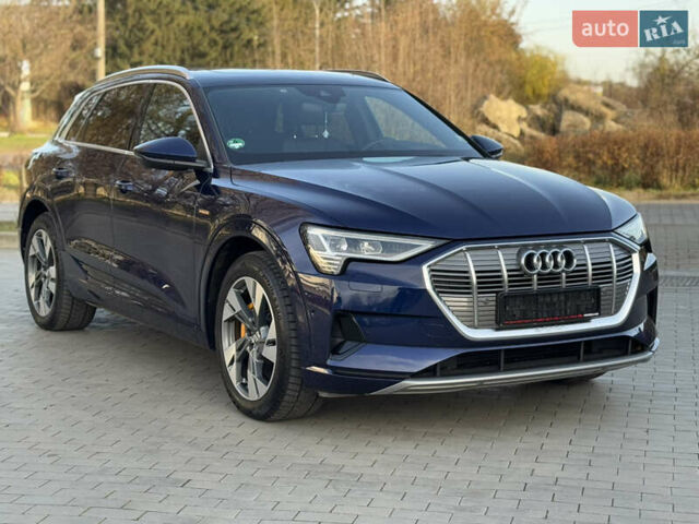 Синий Ауди E-Tron, объемом двигателя 0 л и пробегом 71 тыс. км за 28300 $, фото 57 на Automoto.ua