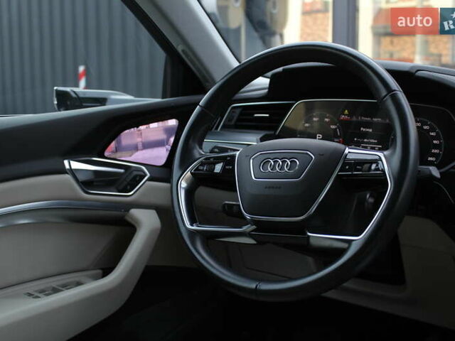 Синий Ауди E-Tron, объемом двигателя 0 л и пробегом 70 тыс. км за 34700 $, фото 21 на Automoto.ua