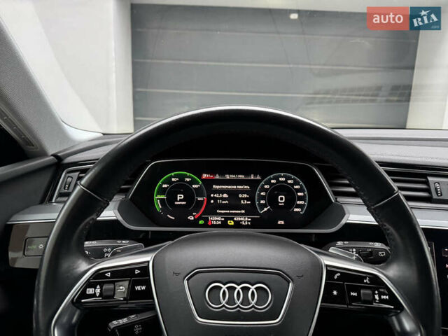 Синій Ауді E-Tron, об'ємом двигуна 0 л та пробігом 140 тис. км за 20900 $, фото 55 на Automoto.ua