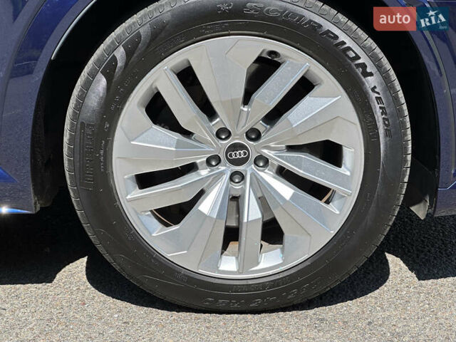 Синий Ауди E-Tron, объемом двигателя 0 л и пробегом 58 тыс. км за 43999 $, фото 42 на Automoto.ua