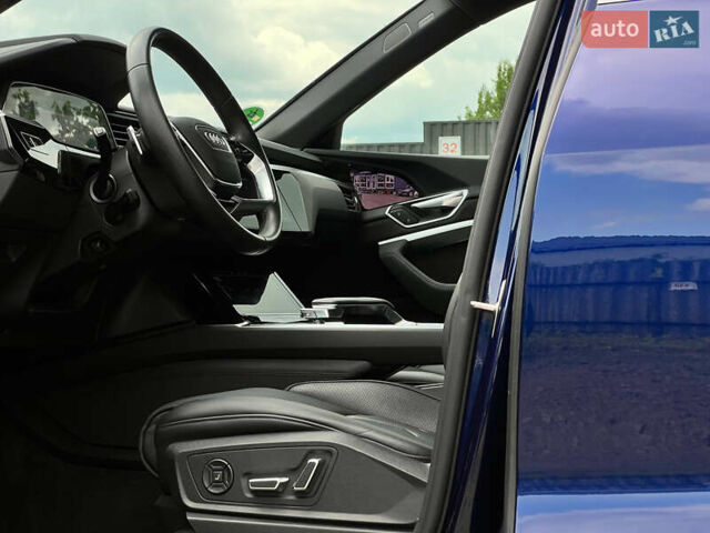 Синий Ауди E-Tron, объемом двигателя 0 л и пробегом 38 тыс. км за 39180 $, фото 30 на Automoto.ua