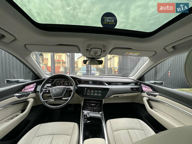 Синий Ауди E-Tron, объемом двигателя 0 л и пробегом 70 тыс. км за 34700 $, фото 25 на Automoto.ua