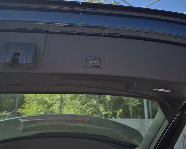 Синий Ауди E-Tron, объемом двигателя 0 л и пробегом 170 тыс. км за 22500 $, фото 13 на Automoto.ua