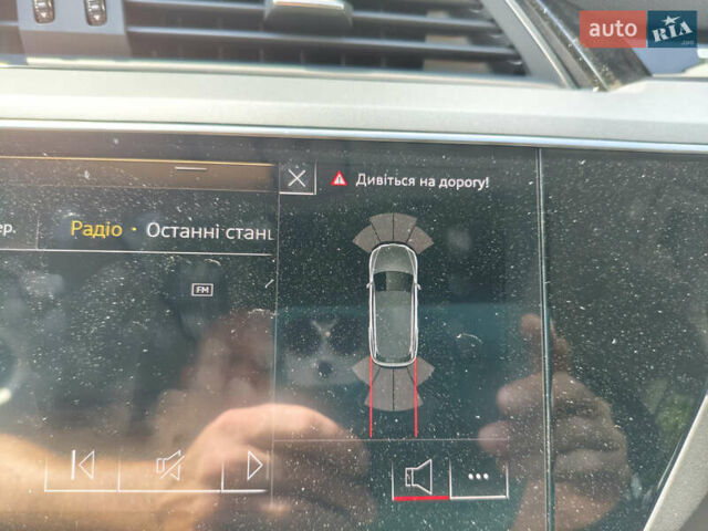 Ауди E-Tron 2020 в Киеве на Automoto.ua Синий Ауди E-Tron, объемом двигателя 0 л и пробегом 154 тыс. км за 29800 $, фото 28 на Automoto.ua