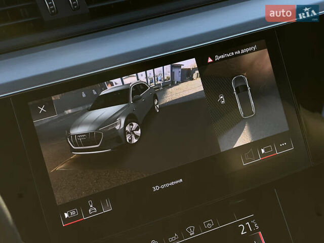 Синий Ауди E-Tron, объемом двигателя 0 л и пробегом 40 тыс. км за 36514 $, фото 79 на Automoto.ua