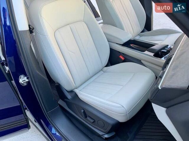 Синий Ауди E-Tron, объемом двигателя 0 л и пробегом 55 тыс. км за 37500 $, фото 34 на Automoto.ua