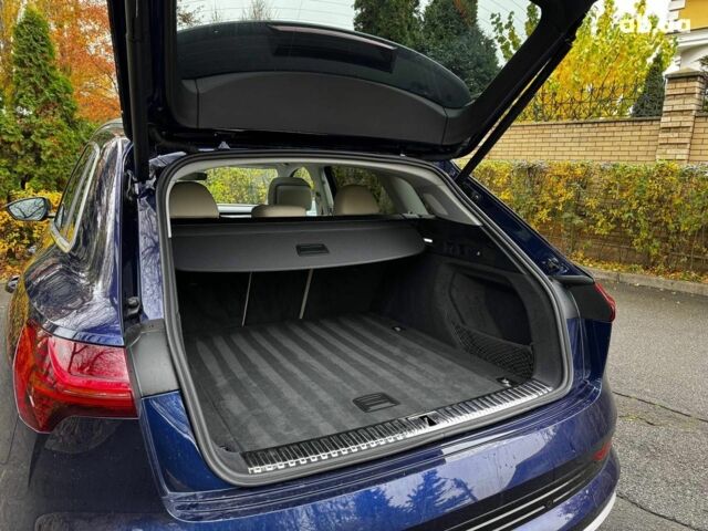 Синий Ауди E-Tron, объемом двигателя 0 л и пробегом 104 тыс. км за 33490 $, фото 35 на Automoto.ua